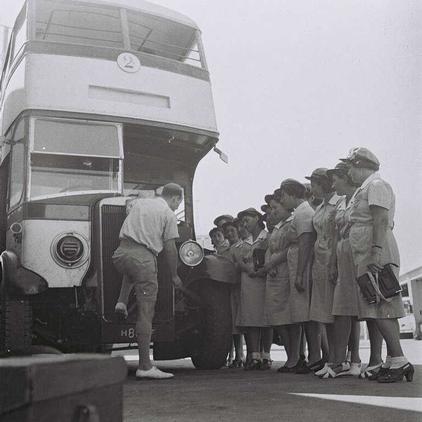 ta-lecon-conduite-bus-volontaires-juives