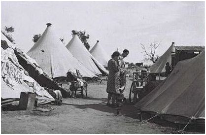 début 1948: Camp de réfugiés juifs à proximité de Tel Aviv.