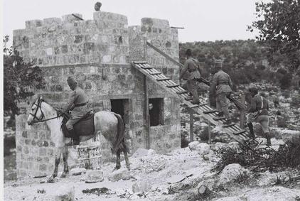 Tour de garde des notrim au kibbouts Alonim en plein insurrection arabe - Photo 09 oct 1938